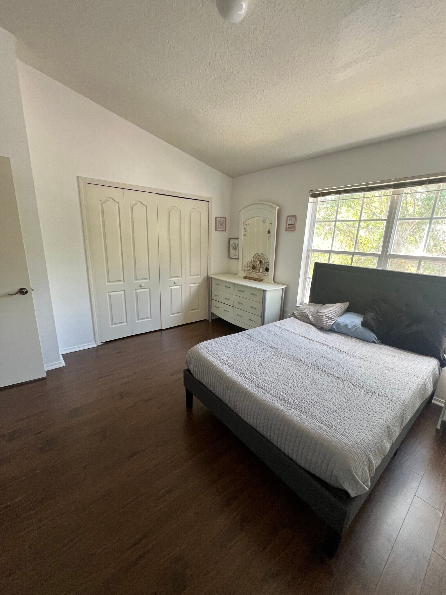 Building Photo - 1132 Kennewick Ct