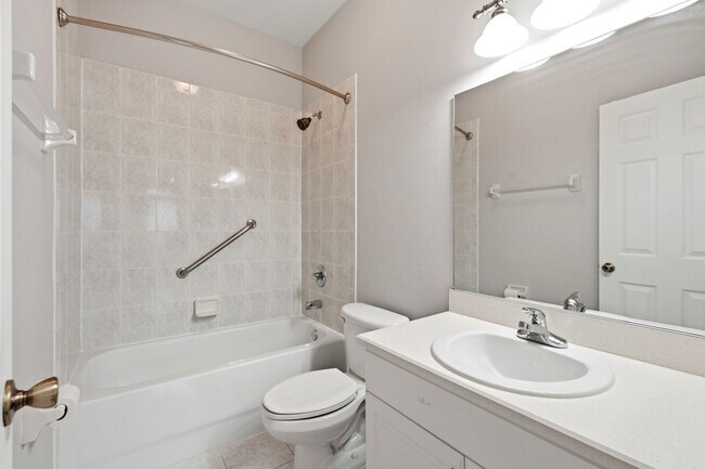 Building Photo - 162 SW 145th Dr