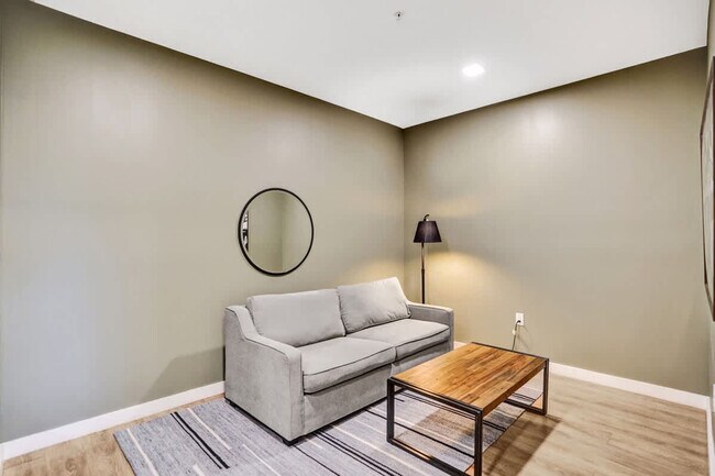 Building Photo - 1220 17th St