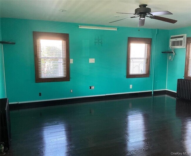 Building Photo - 49 Forest Ave