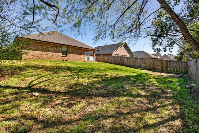 Building Photo - 18137 Canal Jct Dr