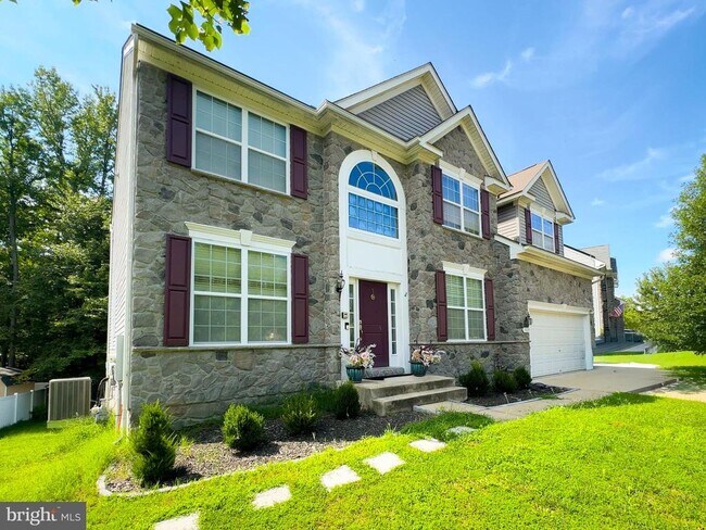 Building Photo - 7023 Sand Cherry Way