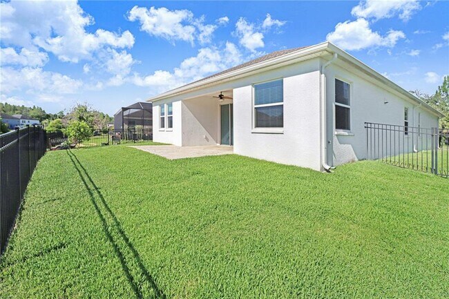Building Photo - 16325 Hyde Manor Dr