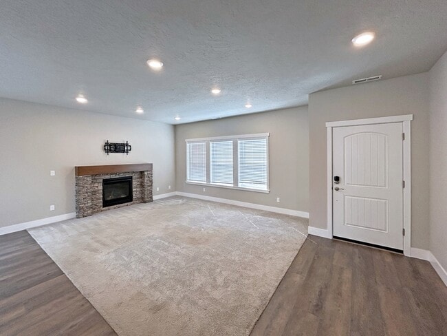 Building Photo - 3740 Rockcress Rd