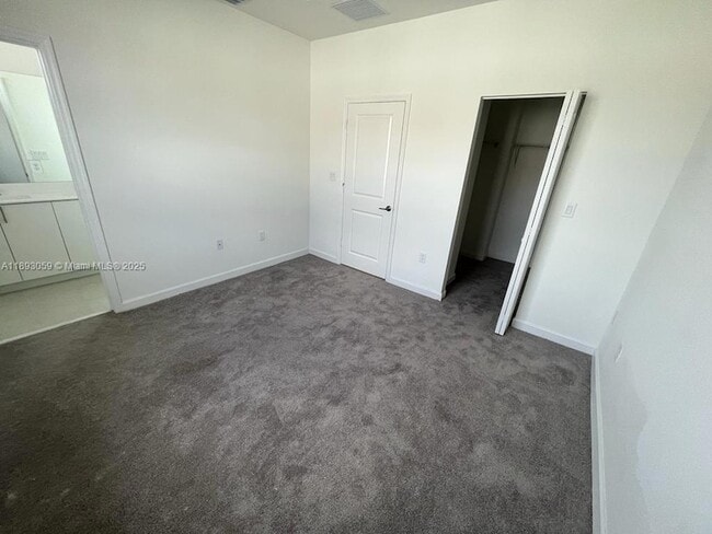 Building Photo - 24628 SW 118 Ct