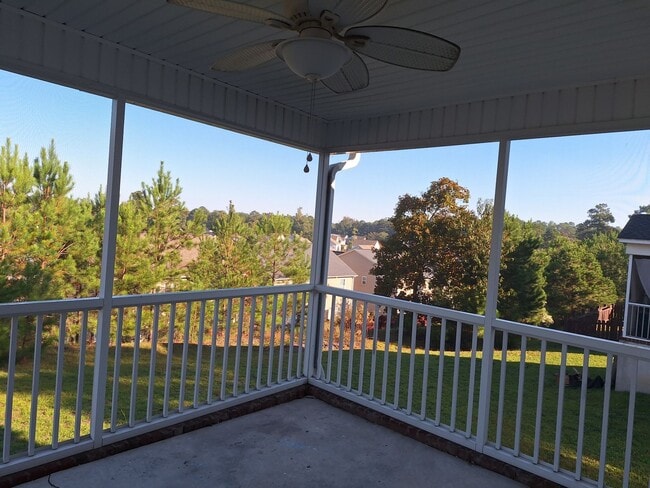 Building Photo - Marvelous Three Bedroom Home in Lake Carolina!