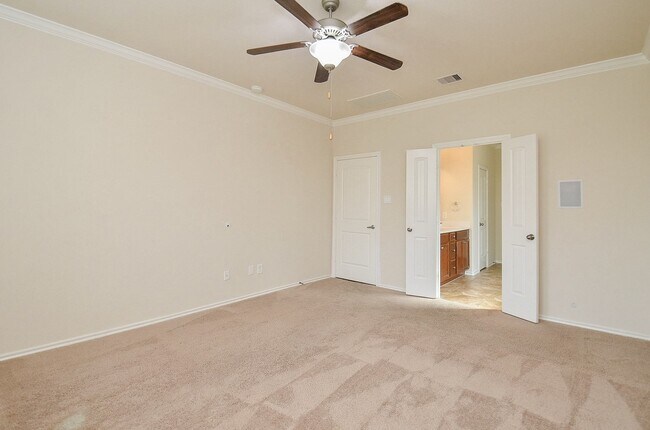 Building Photo - 3119 Balch Springs Ln