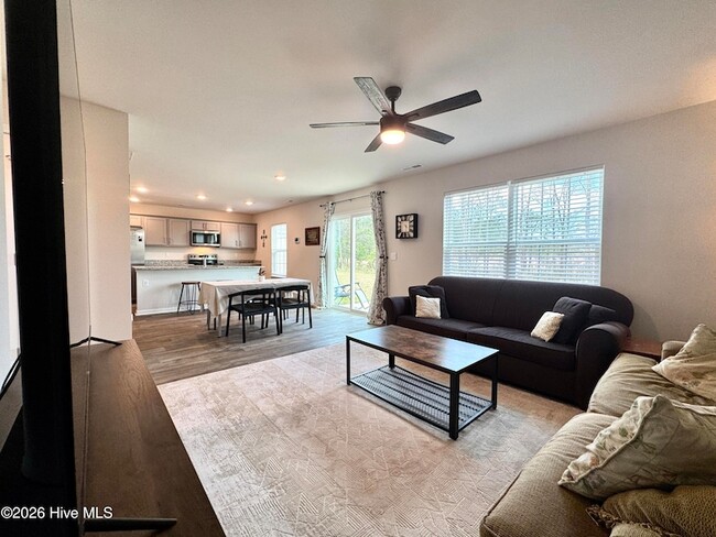 Building Photo - 4017 Calabash Ct