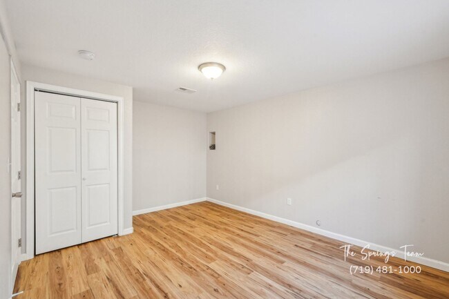 Building Photo - Charming 4-Bedroom Home Near Fort Carson in Glen at Widefield