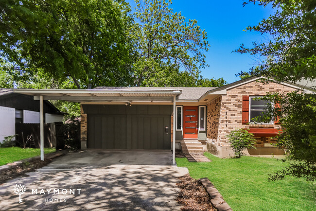 Primary Photo - Updated 3 Bedroom Dallas Home