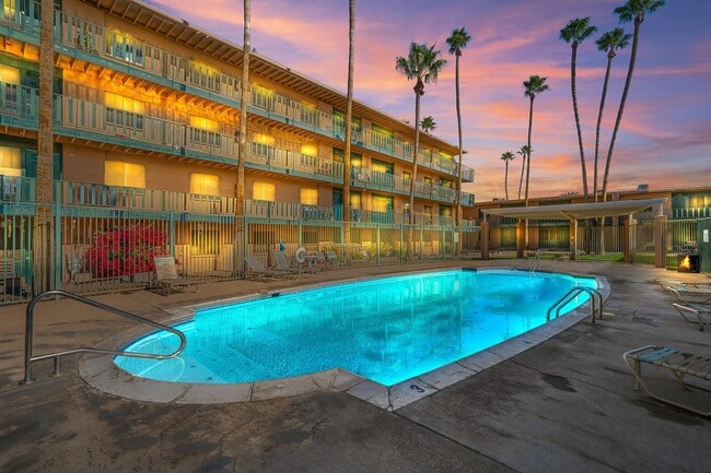 Building Photo - Royal ElCon Apartments