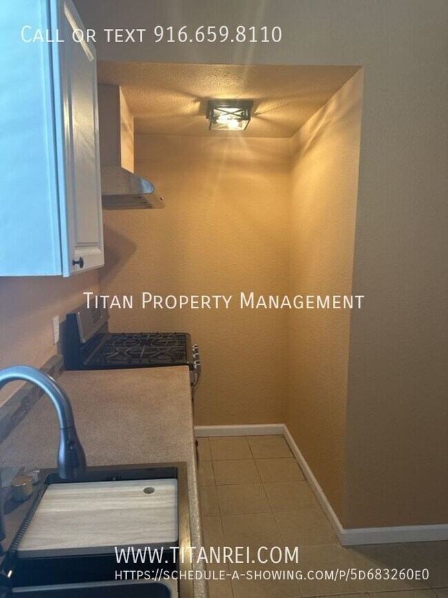 Building Photo - 4121 34th St