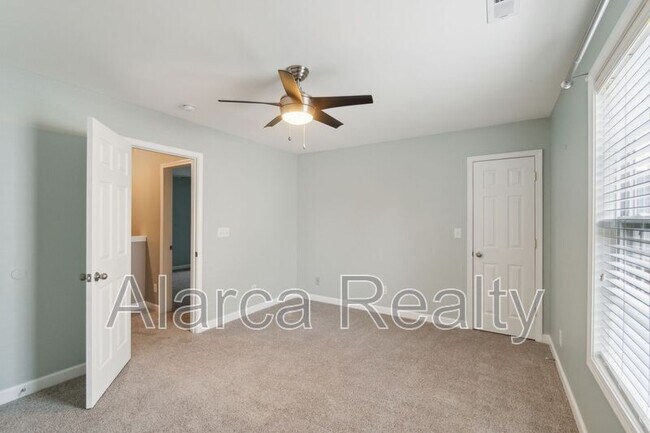Building Photo - 4218 Amherst Villa Ct