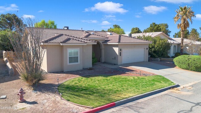 Building Photo - 232 Ave Mirador