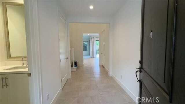 Building Photo - 112 San Benito