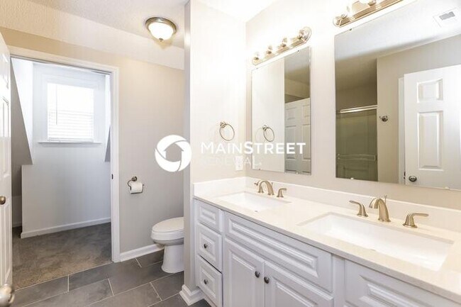 Building Photo - 4 Bedroom Pet-Friendly Home in RALEIGH, NC with Main Street Renewal