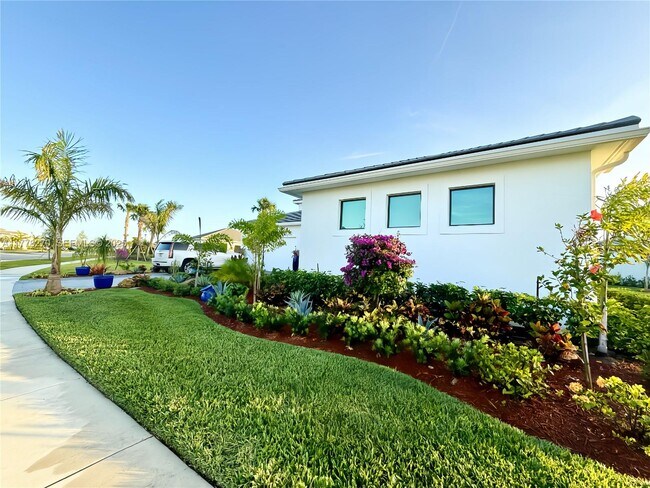 Building Photo - 11460 SW Pietra Wy