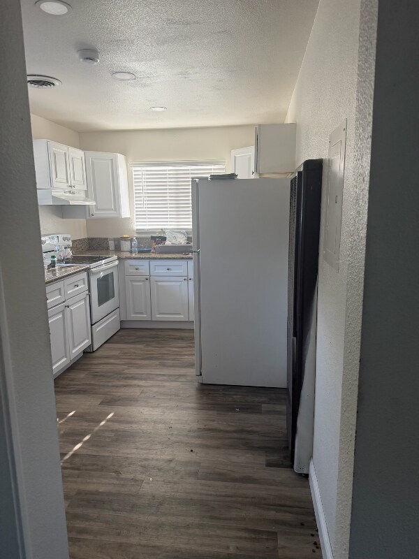 Building Photo - 4807 El Camino Ave