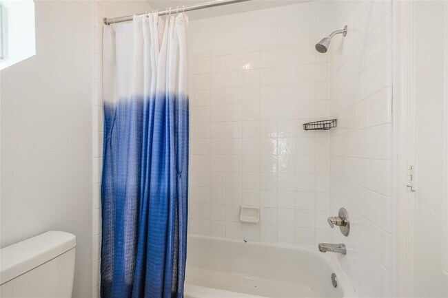 Building Photo - 12011 Arroyo Verde Ln