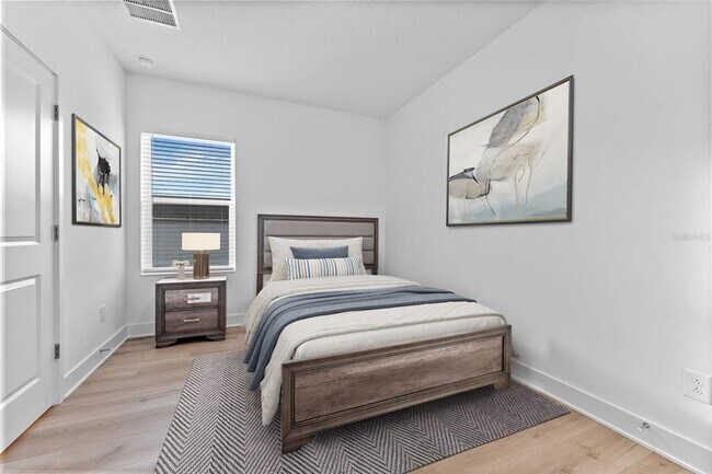 Building Photo - 2311 W Spruce St