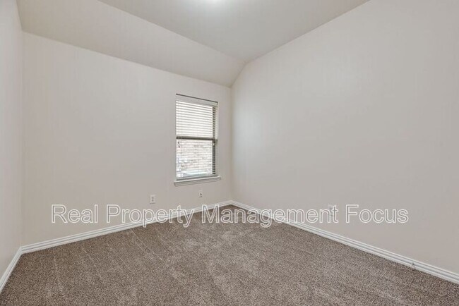 Building Photo - 5037 Diamond Peak Ct