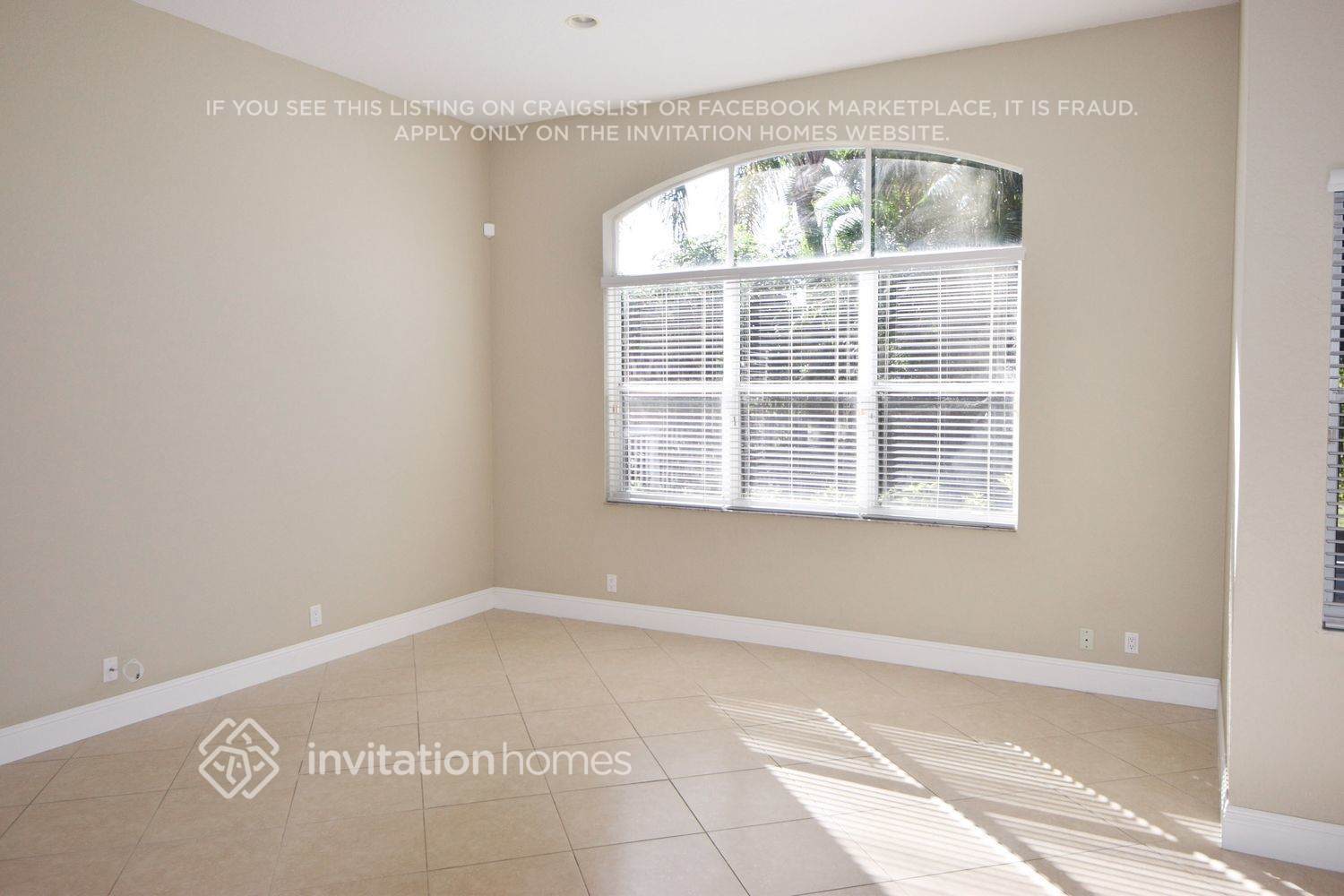 Building Photo - 18696 Ocean Mist Dr