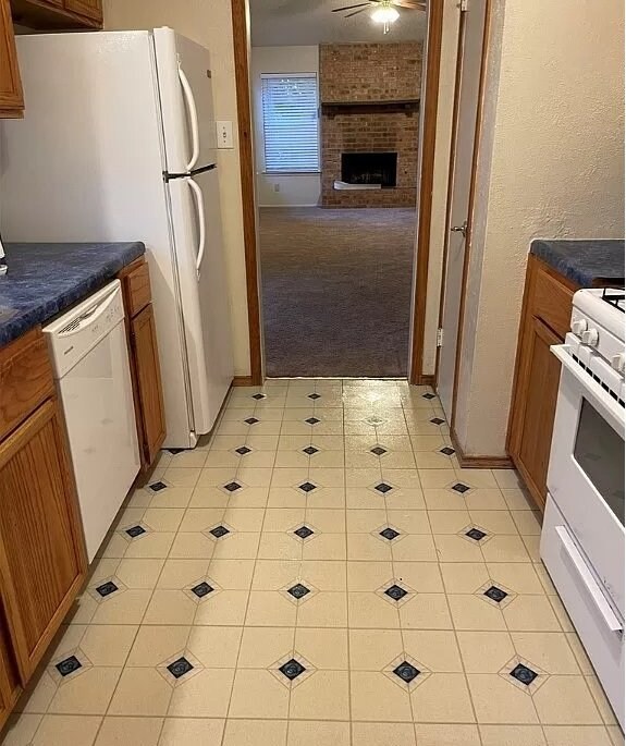 Building Photo - 1215 Westway Cir