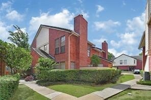 Building Photo - 2211 S Kirkwood Rd