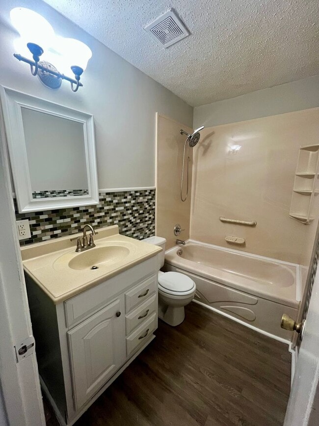 Building Photo - House for Rent In Clemson