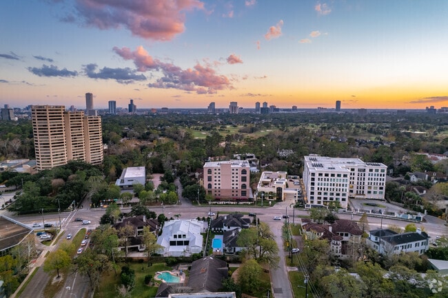 Aerial Photo - Memorial Cove Lofts