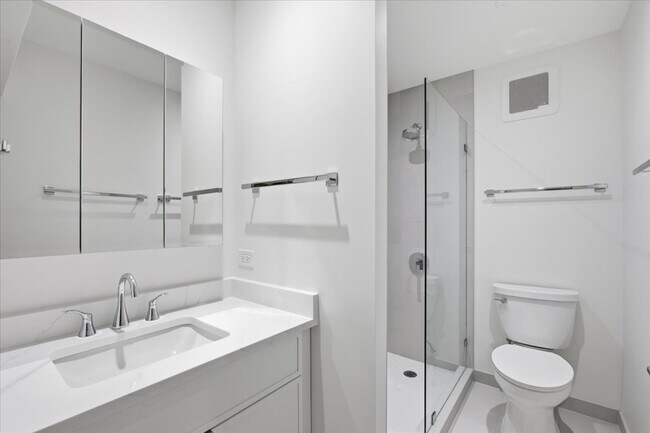 Building Photo - 4170 N Marine Dr