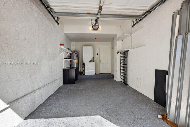 Building Photo - 8425 NW 141st Terrace