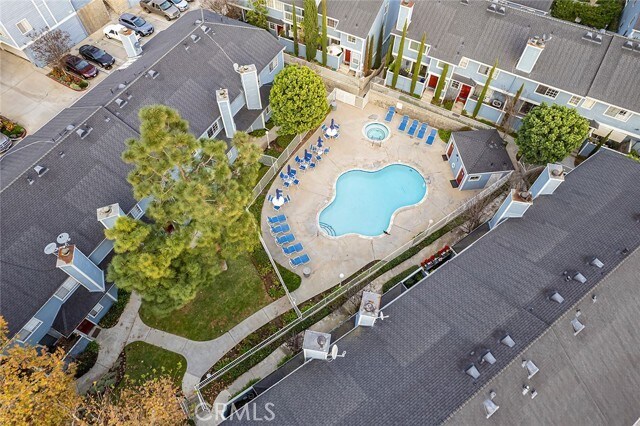 Building Photo - 26121 Frampton Ave