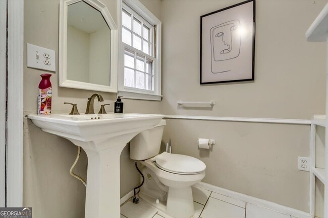 Building Photo - 193 S Kite Lake Rd