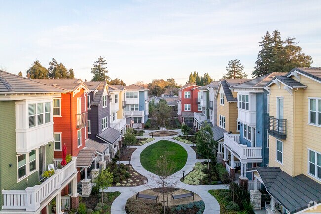 Building Photo - Mora Drive Rowhomes
