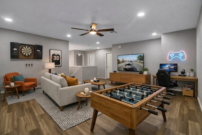 Building Photo - 9917 George Bush Dr