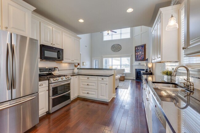 Building Photo - Spotless 5BR/3.5BA rental home, Meade of A...