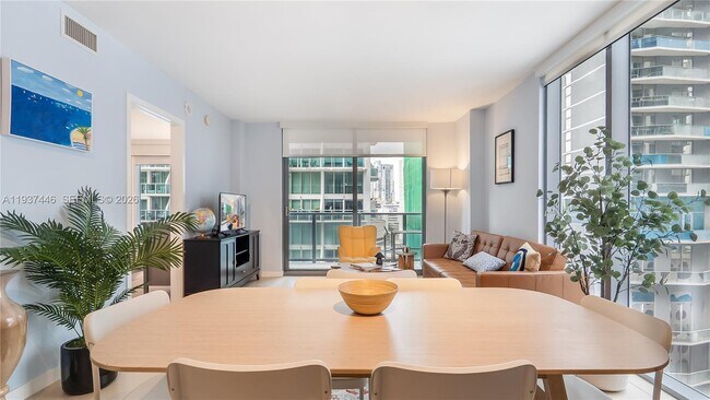 Building Photo - 31 SE 6th St