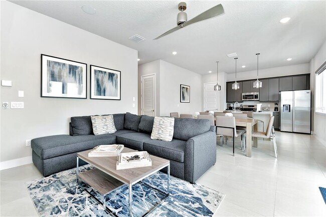 Building Photo - 7740 Sandy Ridge Dr