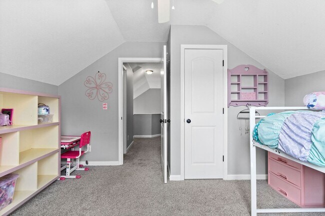 Building Photo - 4 Bedroom Pet Friend Home For Rent Near Dotsonville Road!