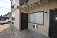 Building Photo - 3021 E Carey Ave