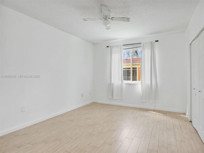 Building Photo - 1180 Reserve Way