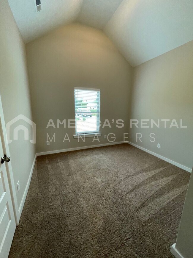 Building Photo - DEPOSIT PENDING! Home for Rent in Eva, AL!...