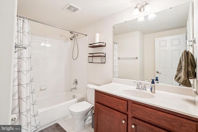 Building Photo - 8761 Ellis Mill Dr