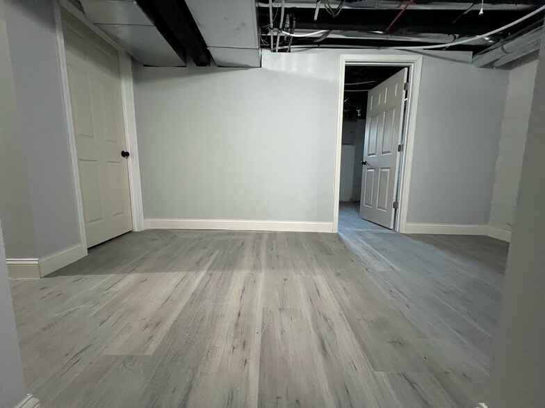 Building Photo - 4086 Montgomery St