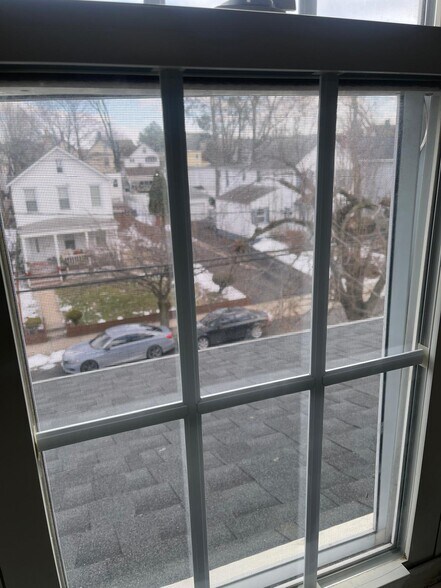 Building Photo - 26 Ella St