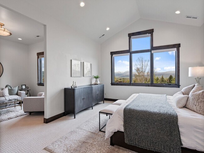 Building Photo - 1075 N Oquirrh Mountain Dr