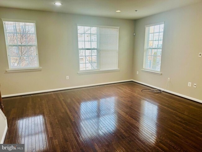 Building Photo - 1700 Walcott Ln