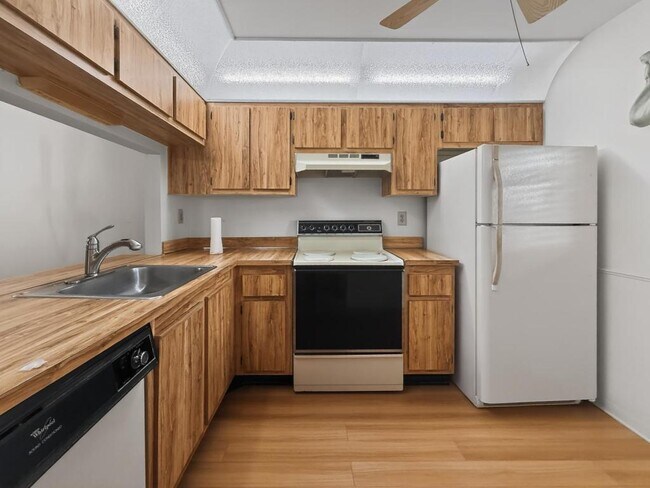 Building Photo - 10409 NW 11th St