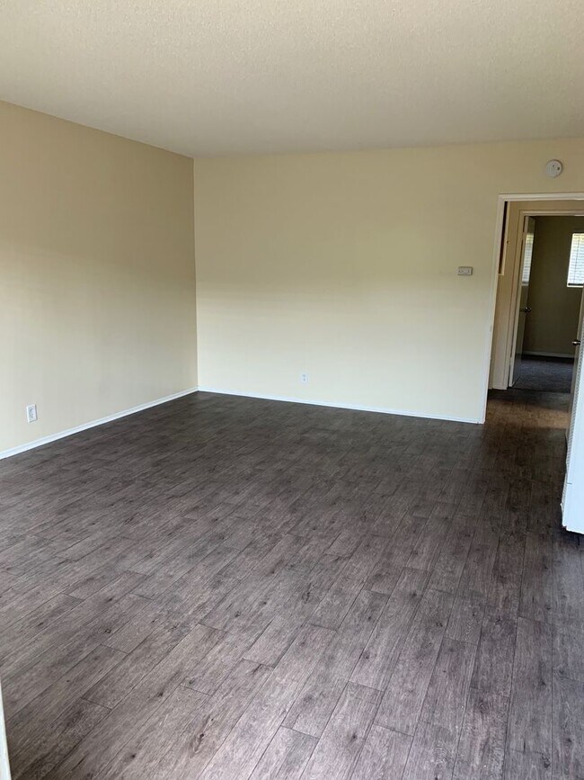 Interior Photo - Harbor Apartments